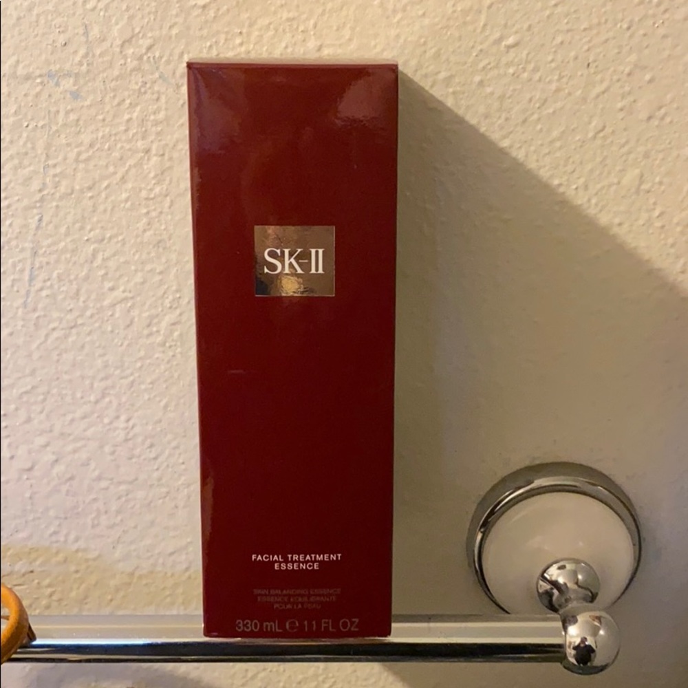 SK-ii Facial treatment essence 11 FL OZ